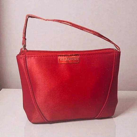 Clarins Red Wristlet - Picture 3 of 12
